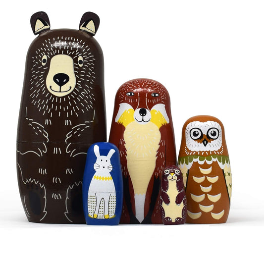 Tphon Russian nesting dolls bear – safe wooden toy for imaginative play.