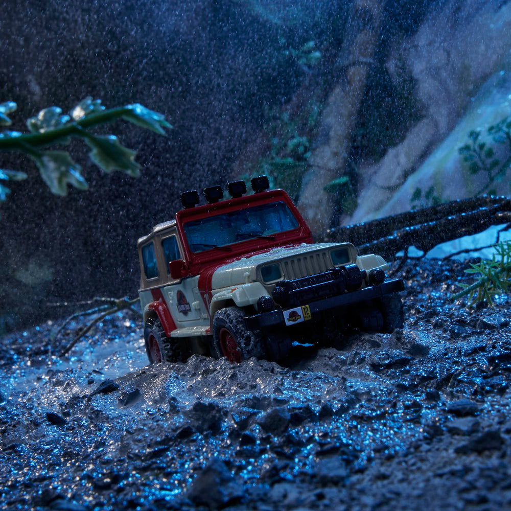 Transformers Dilophocon blaster accessory enhances pretend weapon play.