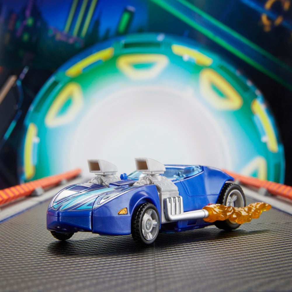 Close-up of engine detail in Twin Mill car mode