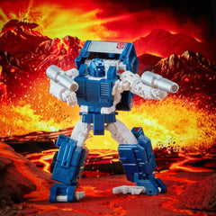 Deluxe Fossilizer compatibility with Transformers Kingdom Pipes figure.
