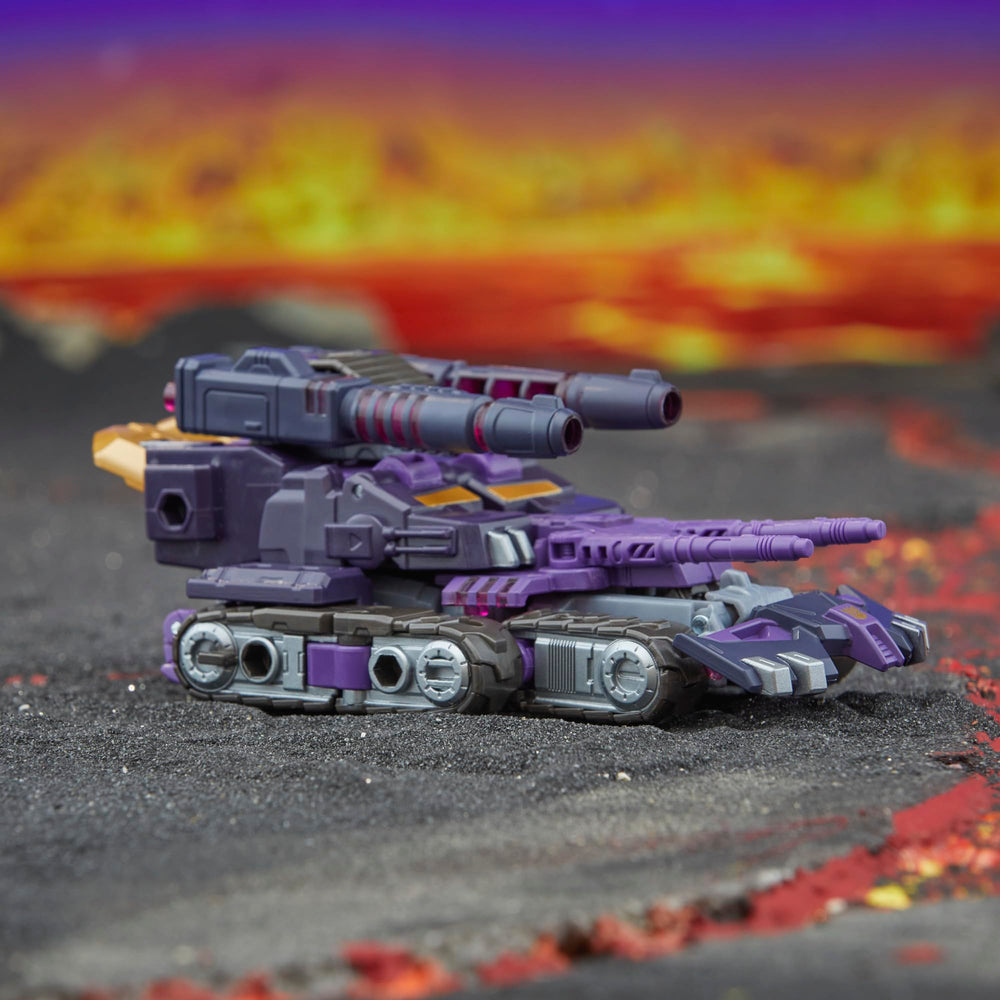 Tarn displayed with other Legacy United figures for a complete lineup.