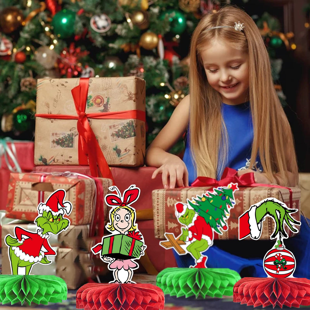 TTDQ Whoville decor enhances party tables with a festive, cohesive look.