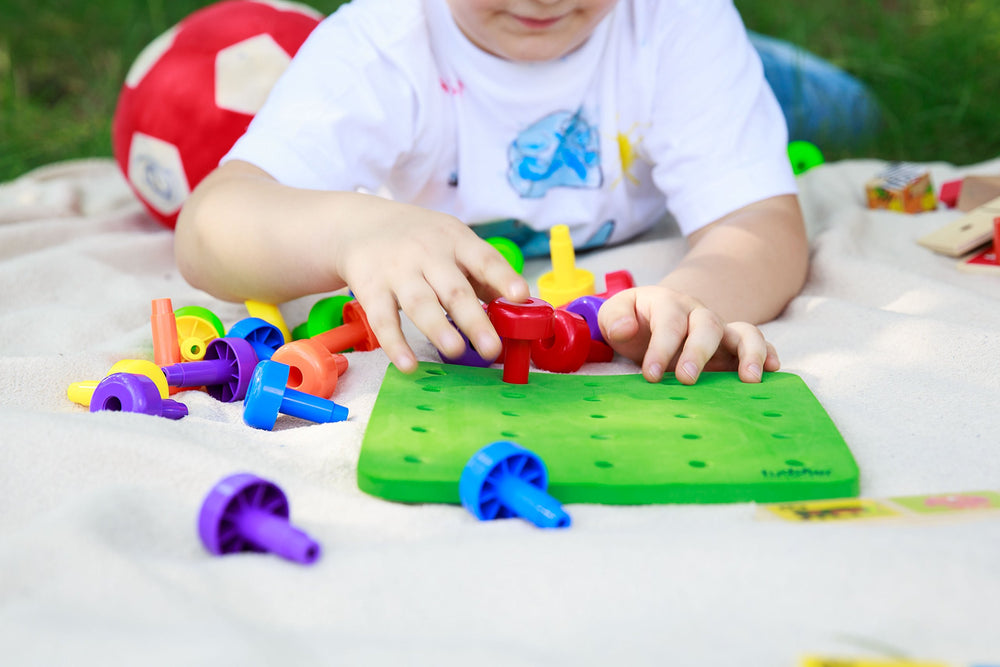 Tuddler pattern cards illustrate sequences to boost sorting and matching.
