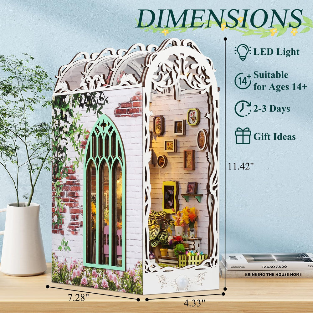 TuKIIE Flower House Kit dust-proof roof protects your tiny scene