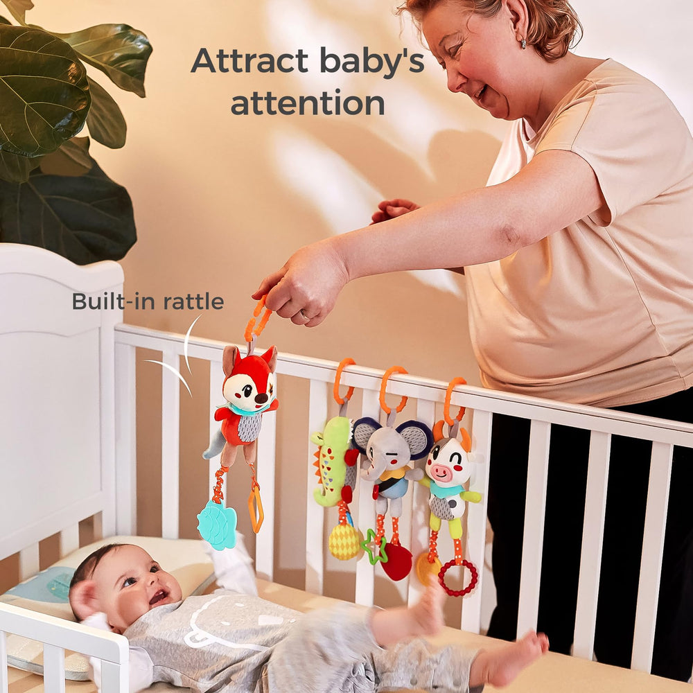 Tumama Kids crib hanging crocodile toy fosters grip and discovery.