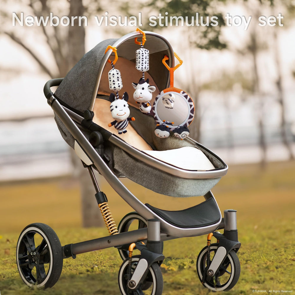 TUMAMA KIDS detachable clips let you hang toys on a stroller.