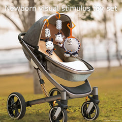 TUMAMA KIDS detachable clips let you hang toys on a stroller.