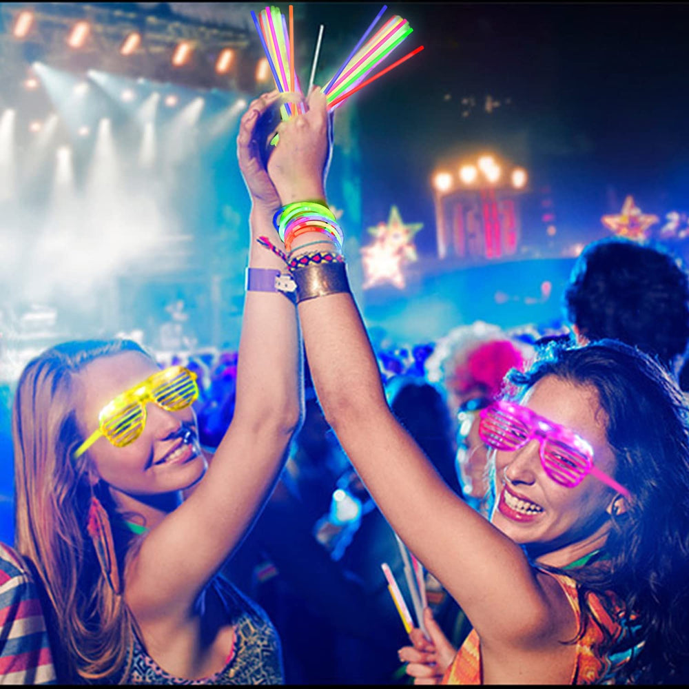 TURNMEON DIY glow-stick bracelets and necklaces for stylish party crafts.