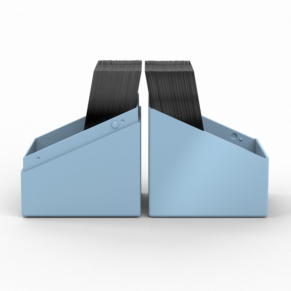 Ultimate Guard Boulder Solid 100+ side profile highlights durable edges