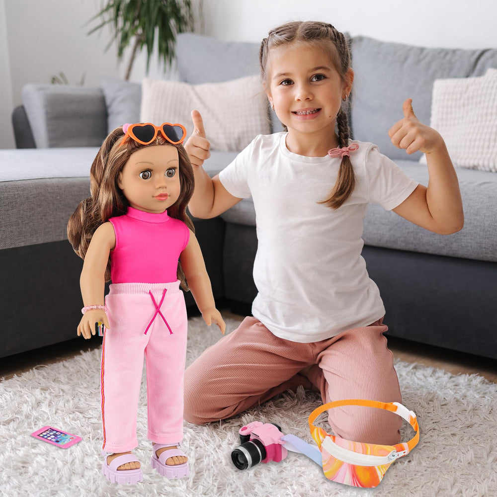 UNICORN ELEMENT 18in doll waist pack keeps essentials organized during play.