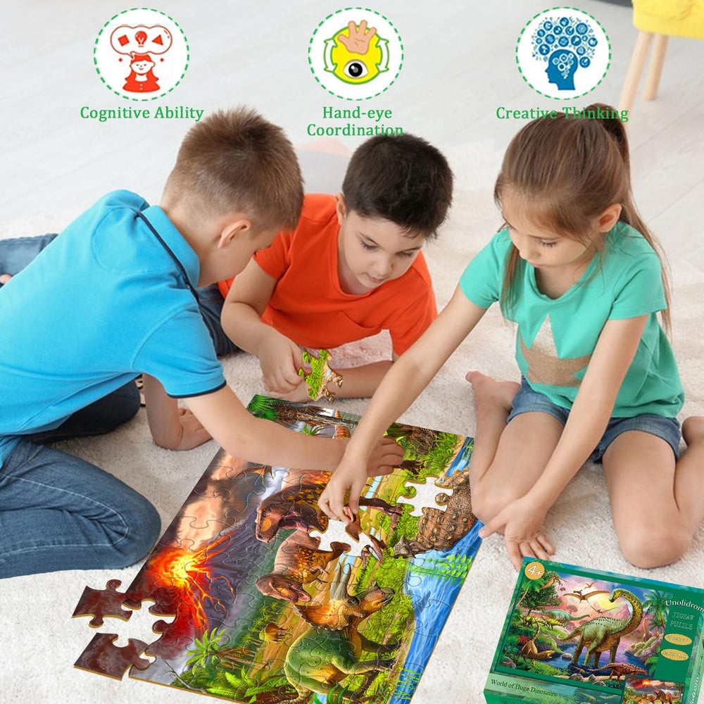Unolidrom World of Huge Dinosaurs puzzle pieces closeup showing large easy-to-grip shapes.