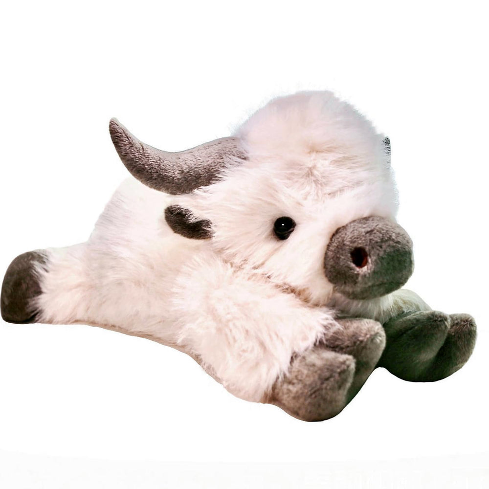Durable design withstands daily cuddles, hugs, and play with the uoozii Highland Cow plush.