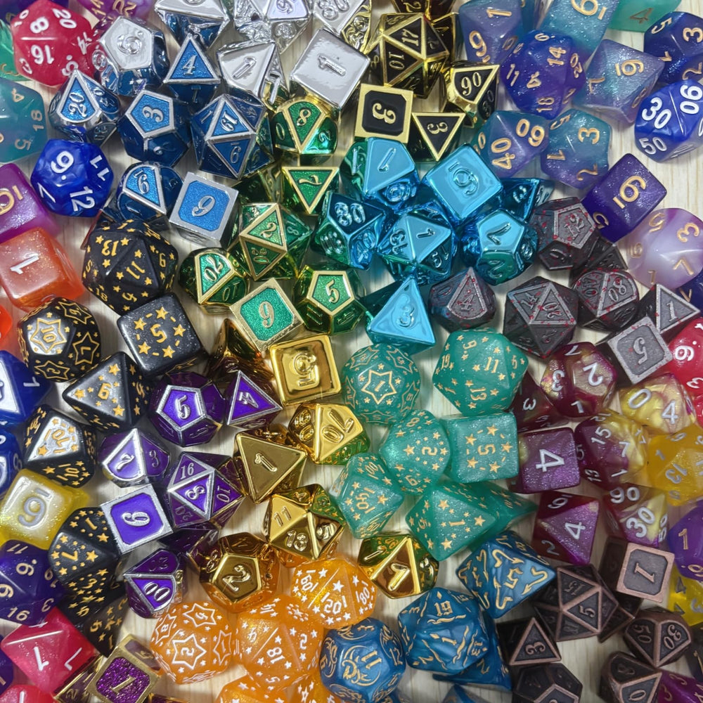 UURM Drawstring bag for quick access and safe transport of dice.