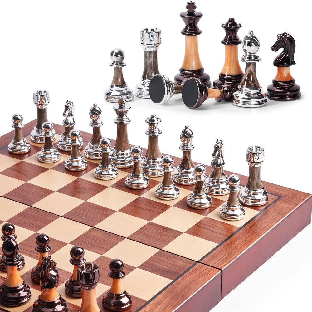 VAMSLOVE folding chess board open for easy family play and quick setup.