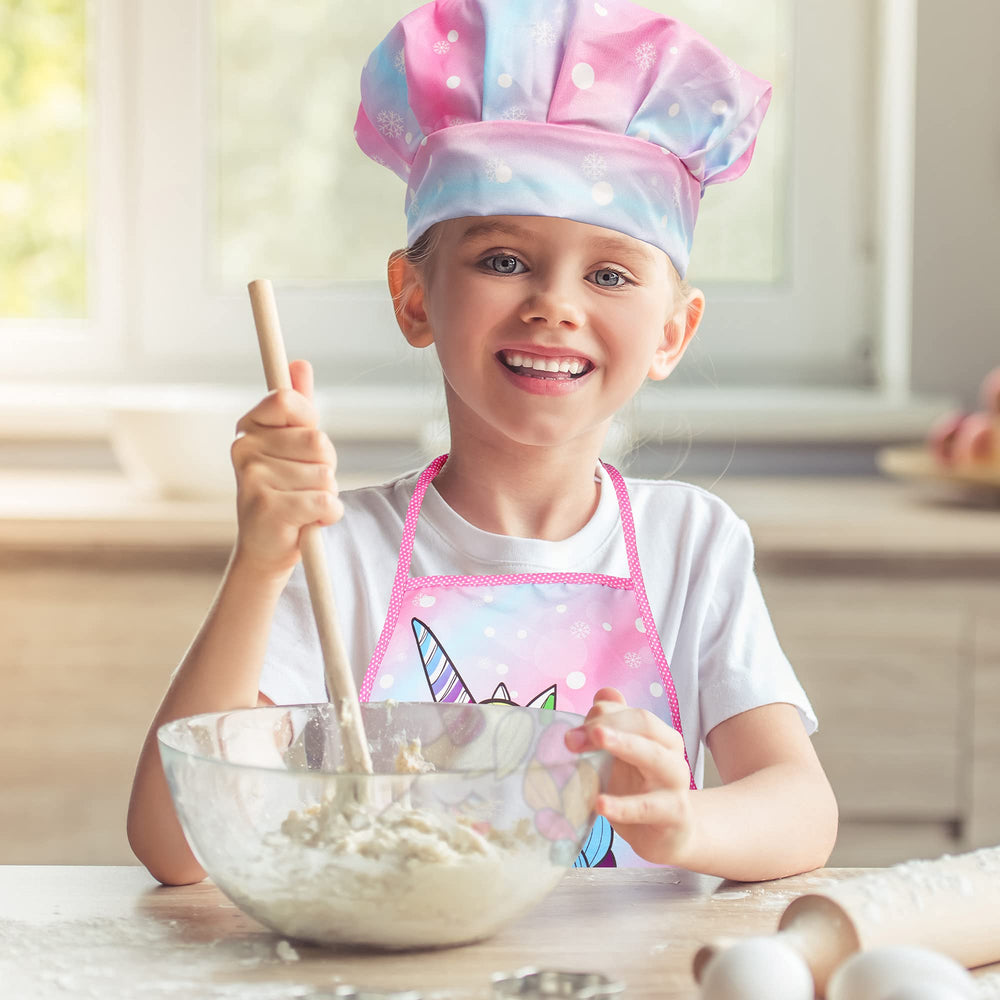 Vanmor Unicorn Rolling Pin helps kids flatten dough with gentle pressure