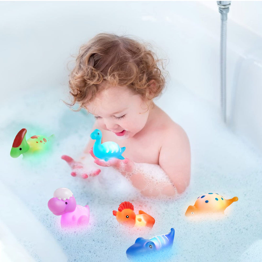 Dinosaur bath toy from VIBOYLAR glows when submerged in water