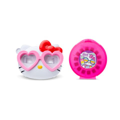 View Master Hello Kitty flick action switches images with a simple flick