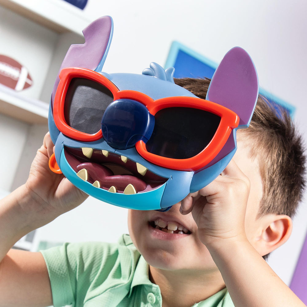 View Master Stitch Deluxe blends retro charm with modern styling for collectors.