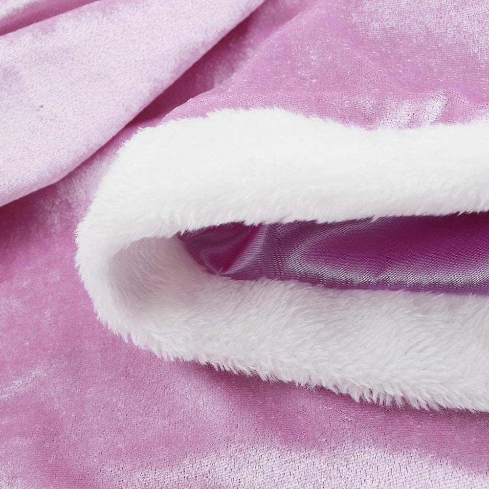 Visofayo toddler princess cape is ideal for photoshoots and gifting.