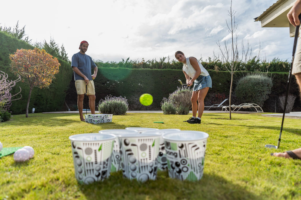 VULCANO SPORTS Par Pong portable outdoor golf game