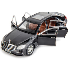 WAKAKAC 1/24 scale E300 front view shows sturdy zinc alloy build for lasting play