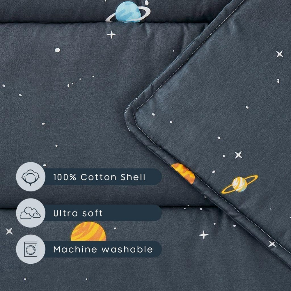 Wake In Cloud nap mat 100% cotton fabric feels soft and durable.