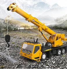 WEECOC RC Crane side view operating boom highlights independent joints.