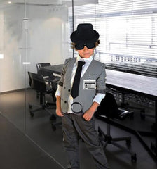 WETEPUXI work permit card for authentic detective credentials in play.