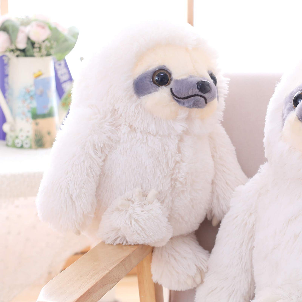 Winsterch sloth soft fur close-up shows plush, cuddly texture.