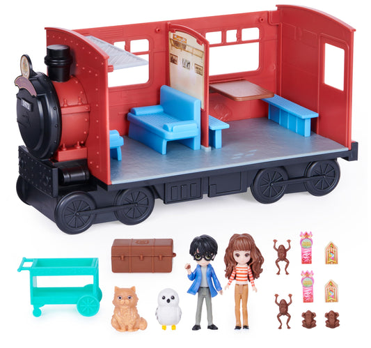 Wizarding World Hogwarts Express Playset: full train layout for imaginative adventures.