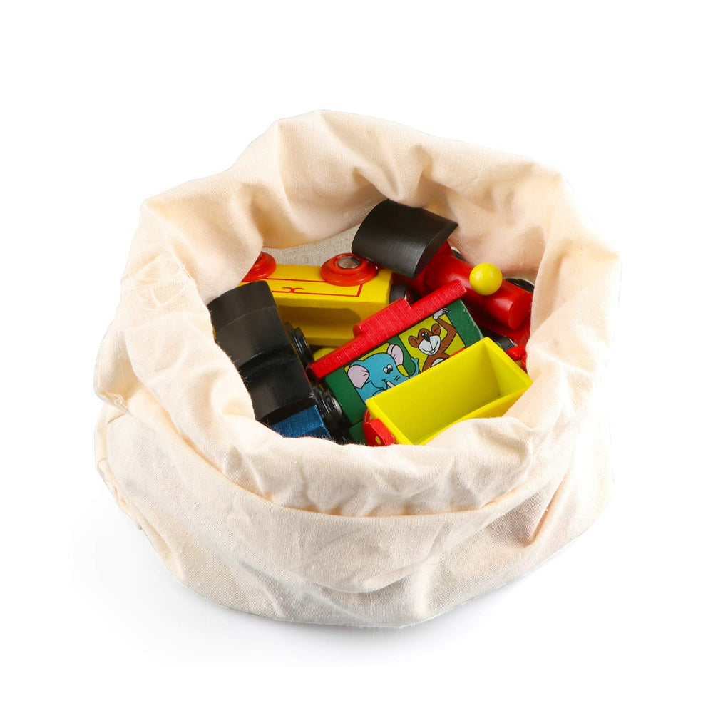 Wondertoys storage bag keeps the wooden set organized and portable.