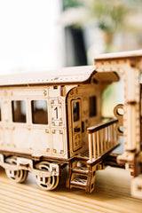 Wood Trick high-complexity puzzle challenges experienced builders.