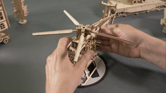 WOODEN.CITY Helicopter 3D model wheels and doors in adjustable positions.
