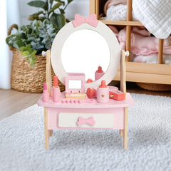WOODENFUN kids makeup kit inspires creative pretend play at home.