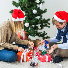 Wovnet compact Santa bubble machine fits small spaces for versatile use.