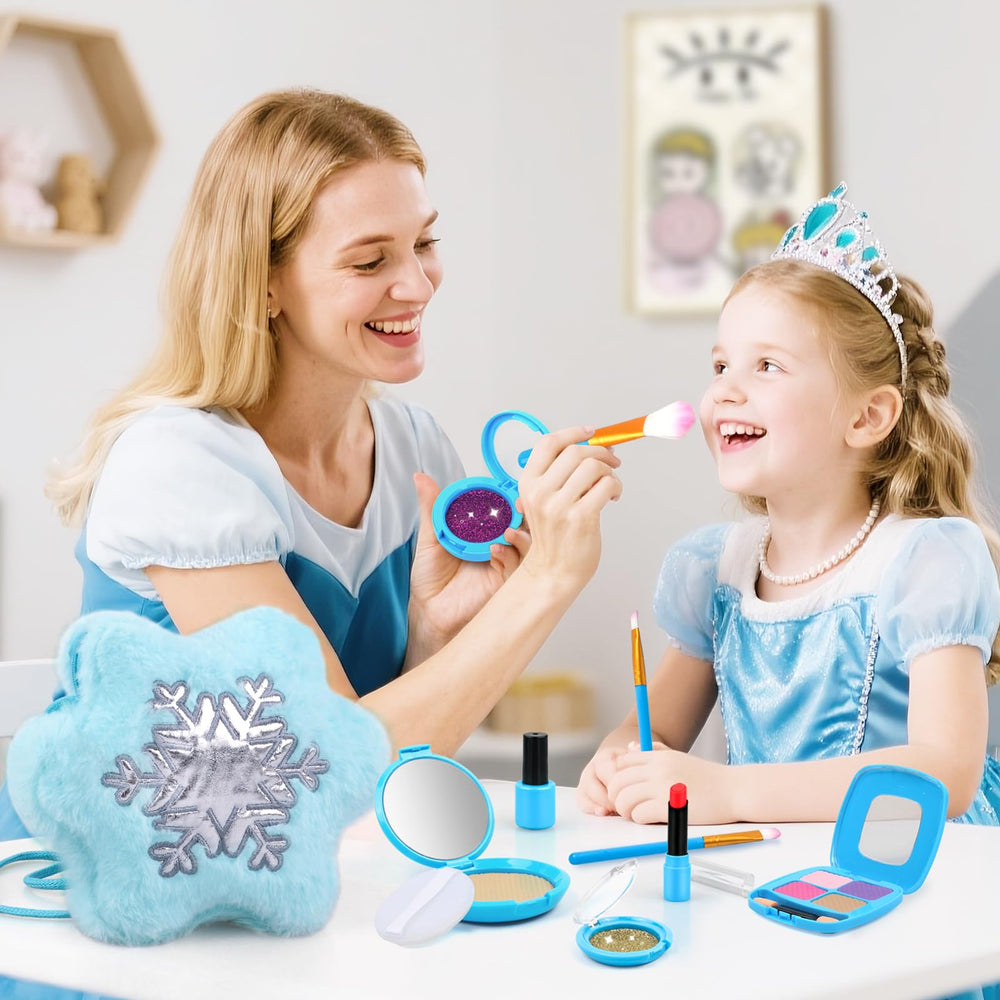 XFFFun portable snowflake purse keeps all pieces organized during travel