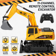 XINNOVEL excavator toy with 680-degree rotation enhances dynamic digging play.