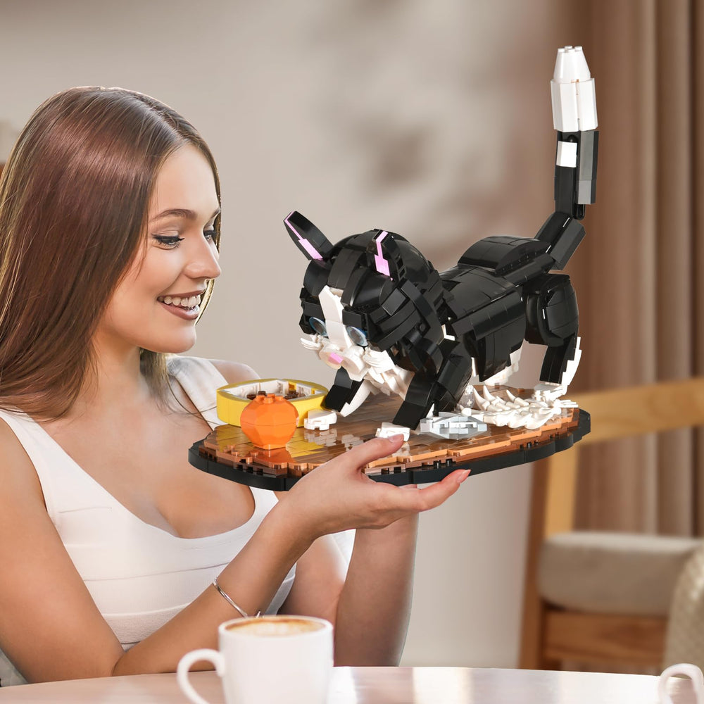 XITALAXU lifelike cat statue offers charming home or office decor.
