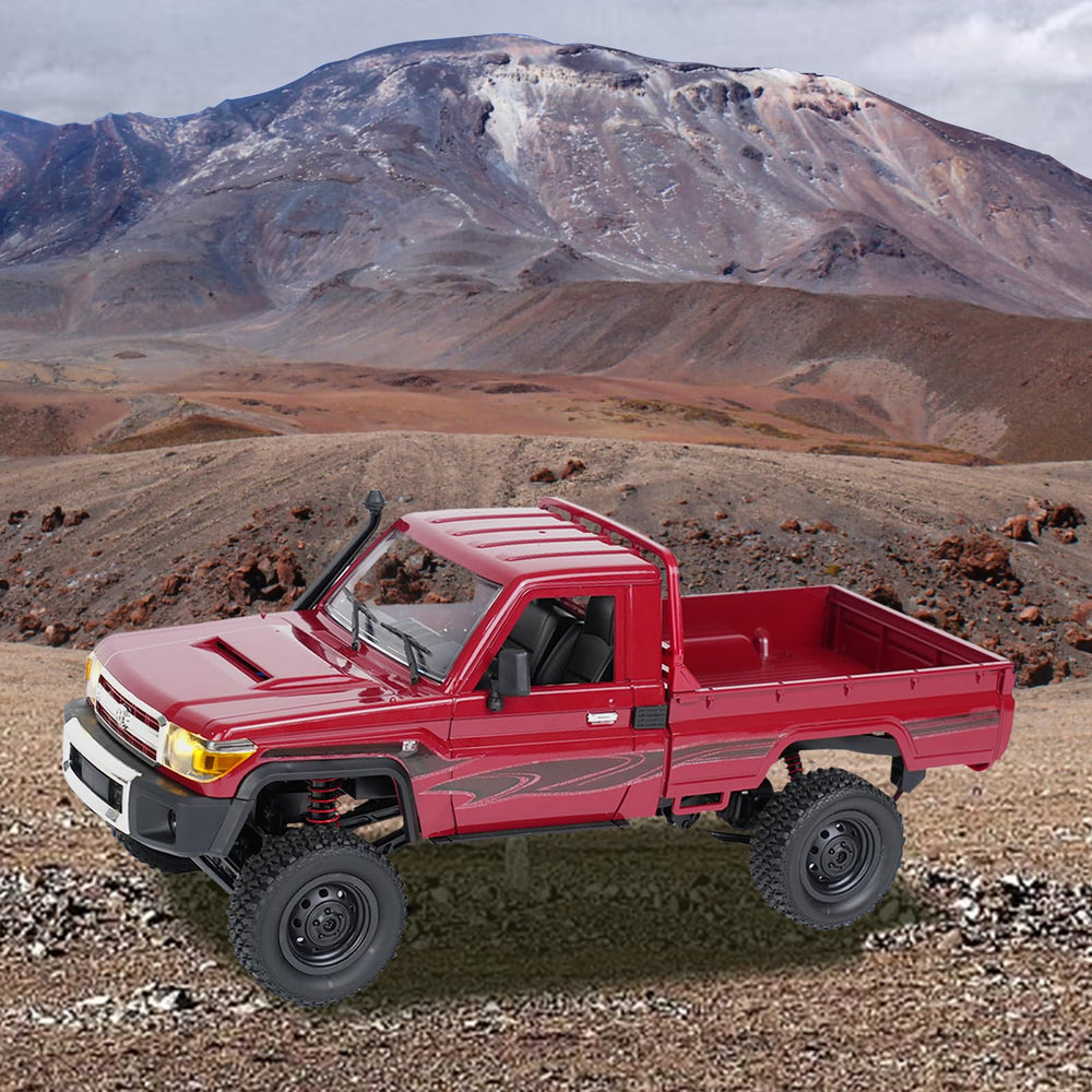 YAZHIYI MN-82 RC crawler chassis detail showing realistic scale and steering