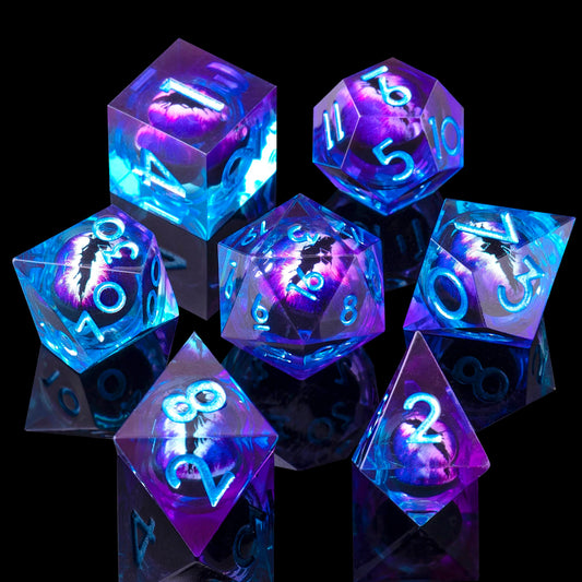 YEMEKO Beholder's Eye blue-purple dice with floating core, a vivid D&D display.