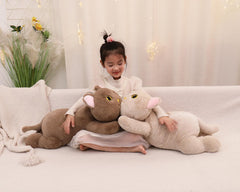 YESGIRL weighted plush in living room for cozy, stress-free lounging