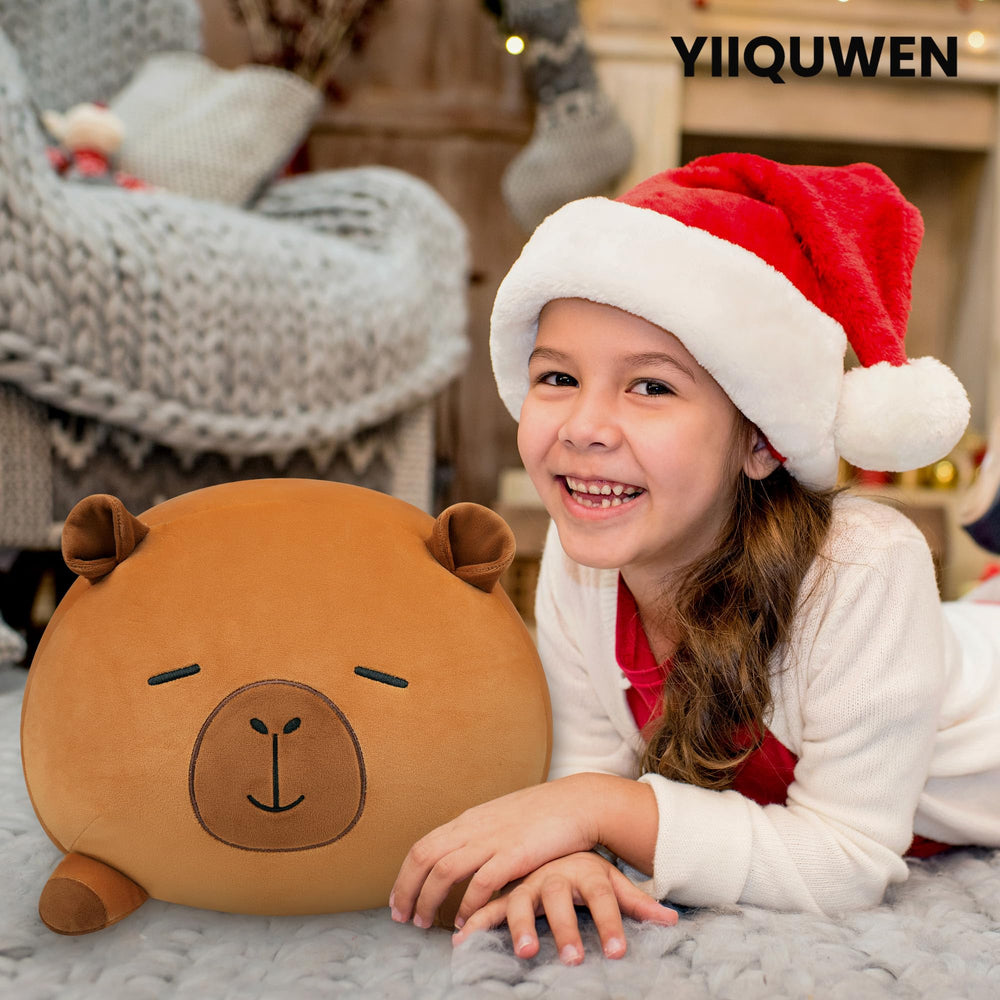 YIIQUWEN Capybara plush doubles as a cozy pillow for sofa or bed.