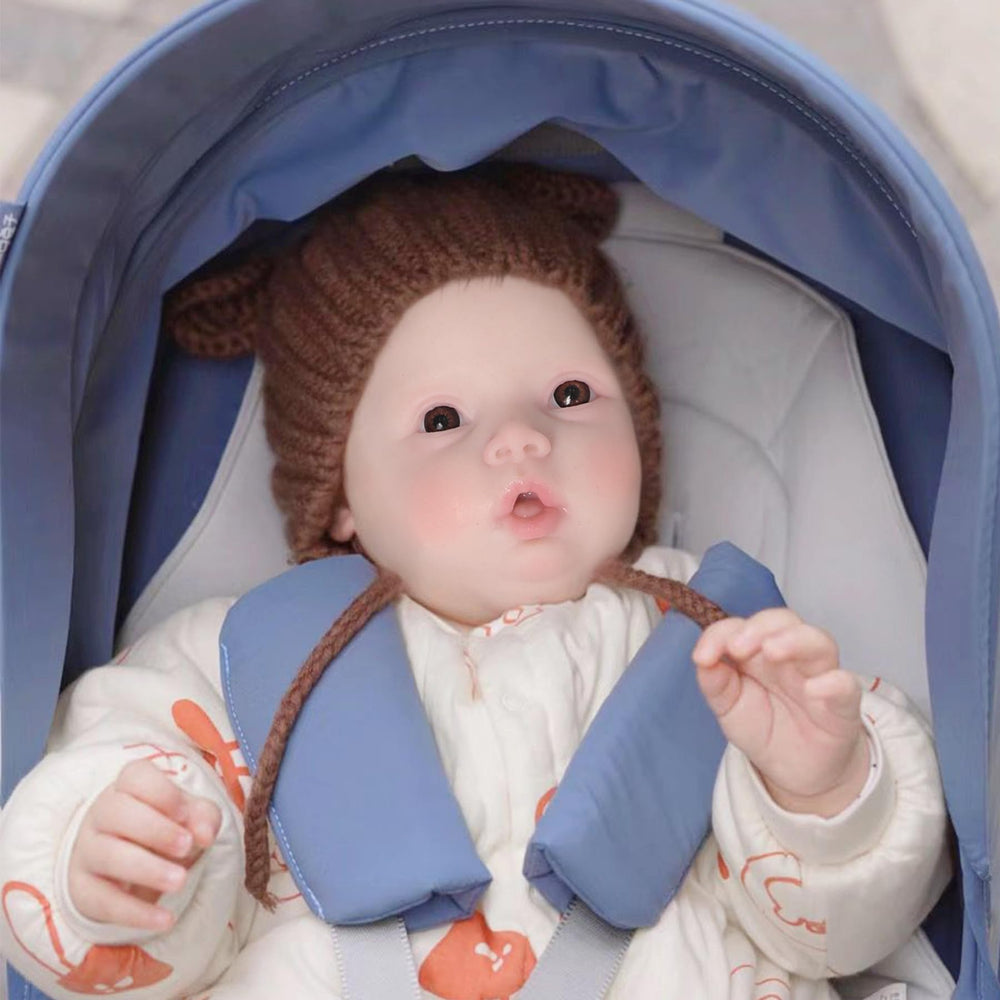 YIQI customization options for the tan silicone newborn doll.