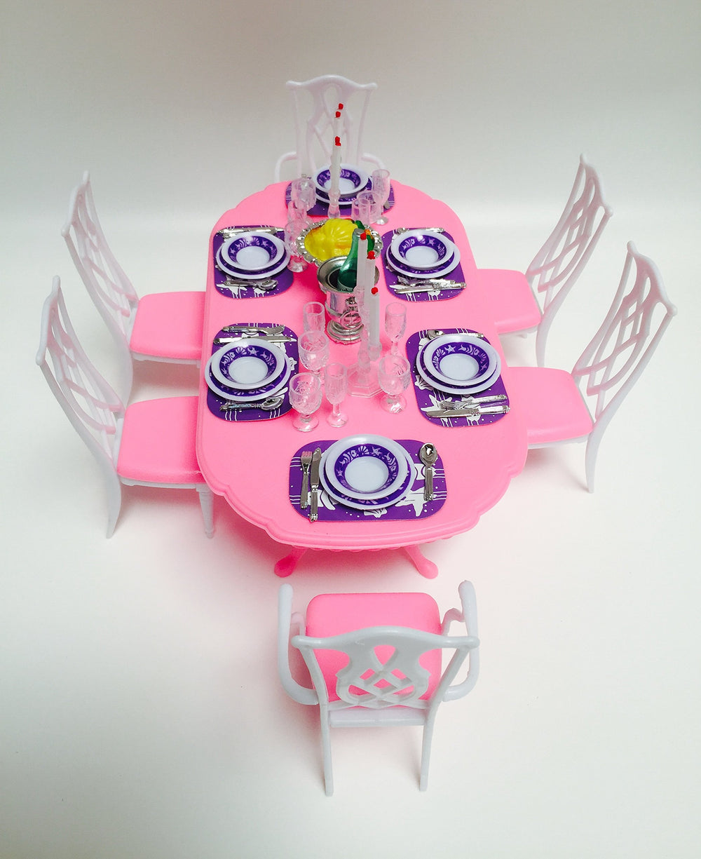YMCtoys miniature purple plates for charming meals in mini homes