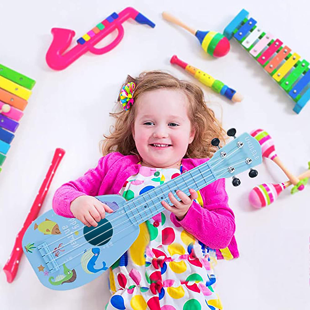 Spruce surface of YOLOPLUS+ ukulele adds brightness and grip for kids
