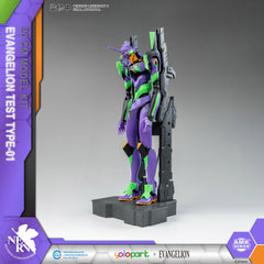 YOLOPARK EVA-01 progressive knife set enables dramatic action poses.