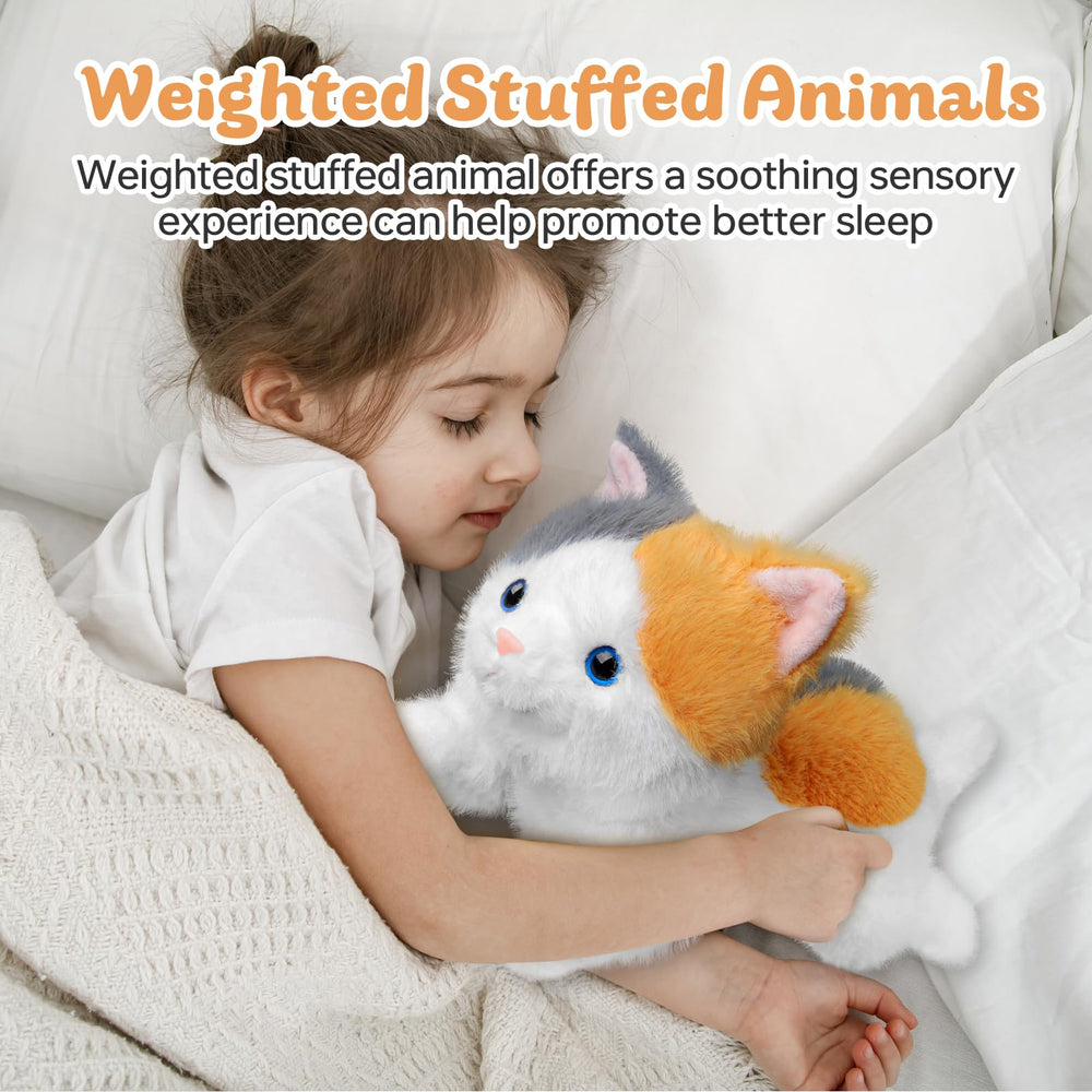 YOUBLEK realistic cat-detail image emphasizes lifelike fur and tiny features for fans.