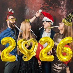 YQUQWN photo-prop accessories are ideal for capturing festive memories.
