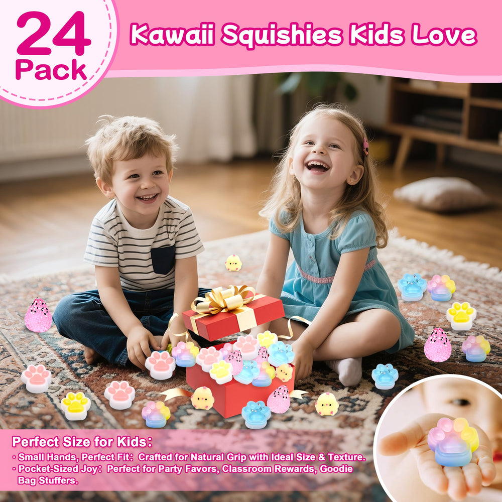 YRSDQueenA chick squishy with fluffy fur accents for tactile play.