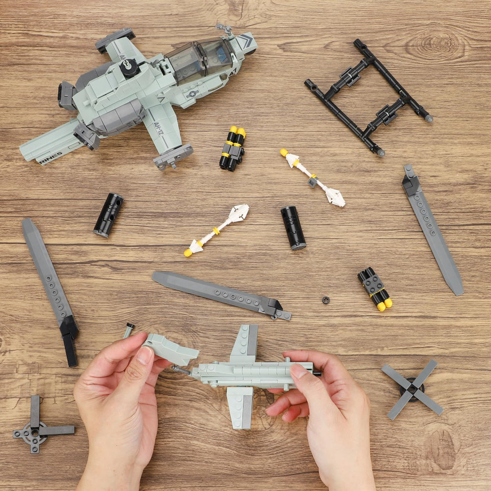 YYKNGYI AH-1Z Viper build kit with clear instructions for smooth assembly.